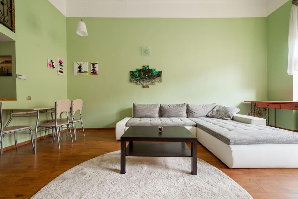 Main Street Apartment / Heart Of Bp Budapest Luaran gambar